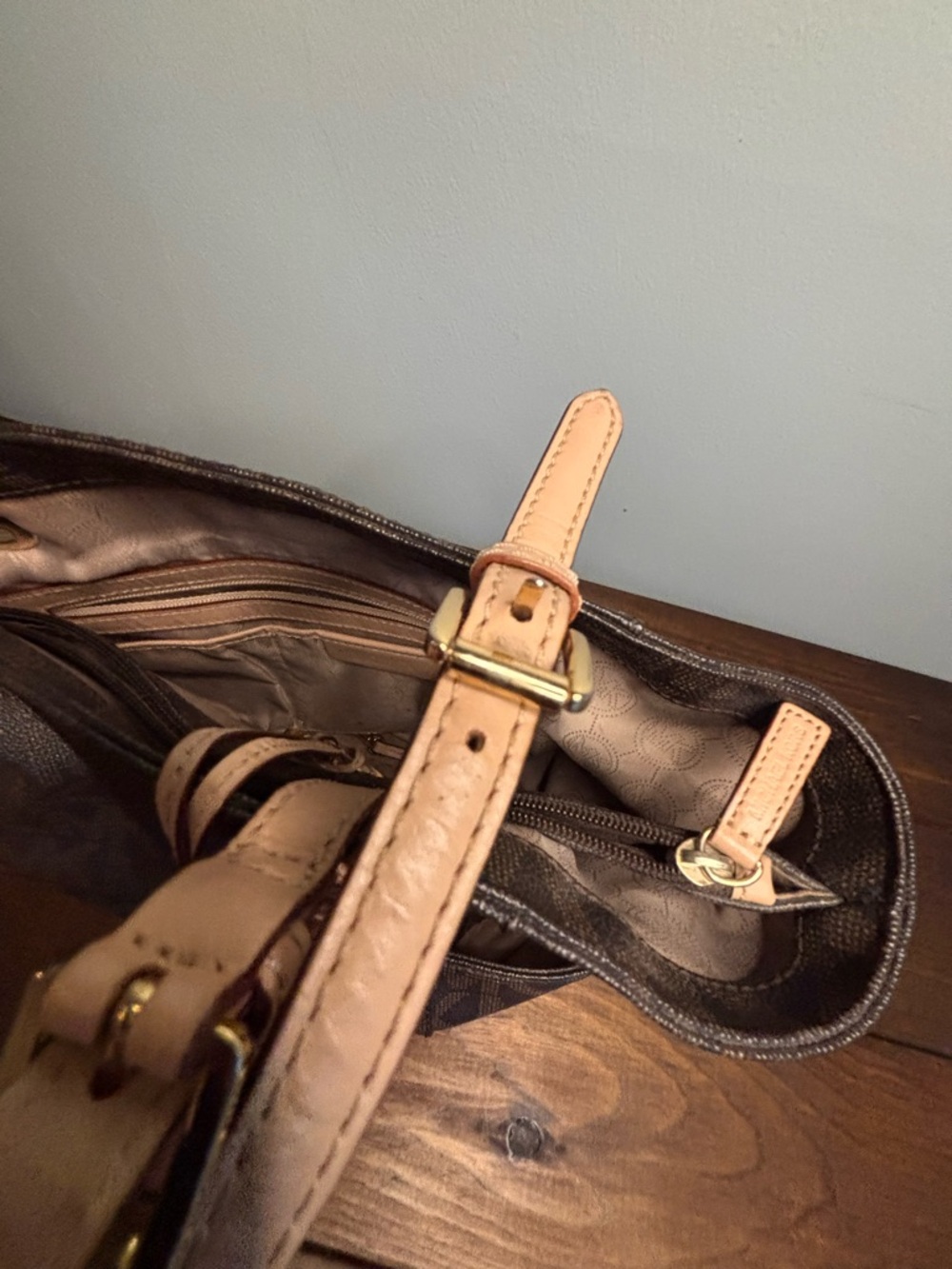 Michael Kors Vintage Brown MK Logo Signature Tote with Tan Straps Quiet Luxury - Picture 5 of 10